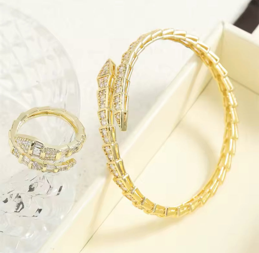 Sparkly Diamanté Snake Style Bracelet and Ring Set