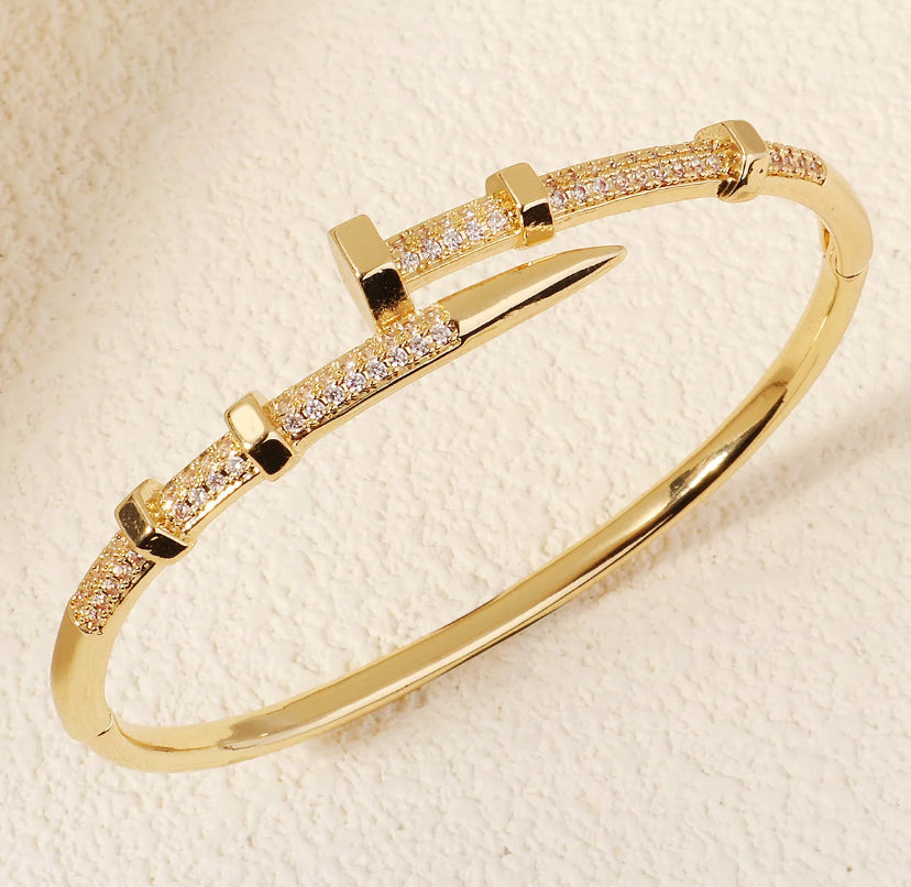 Sparkly Nail Style Bracelet Bangle