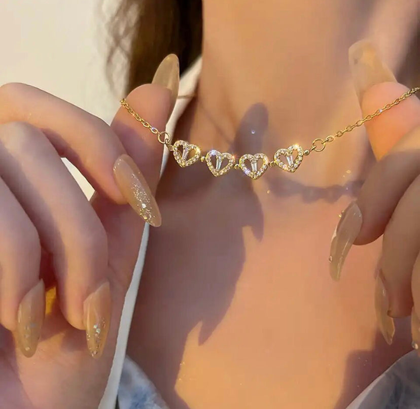 Magnetic Sparkly Heart Shape Four Leaf Clover Necklace