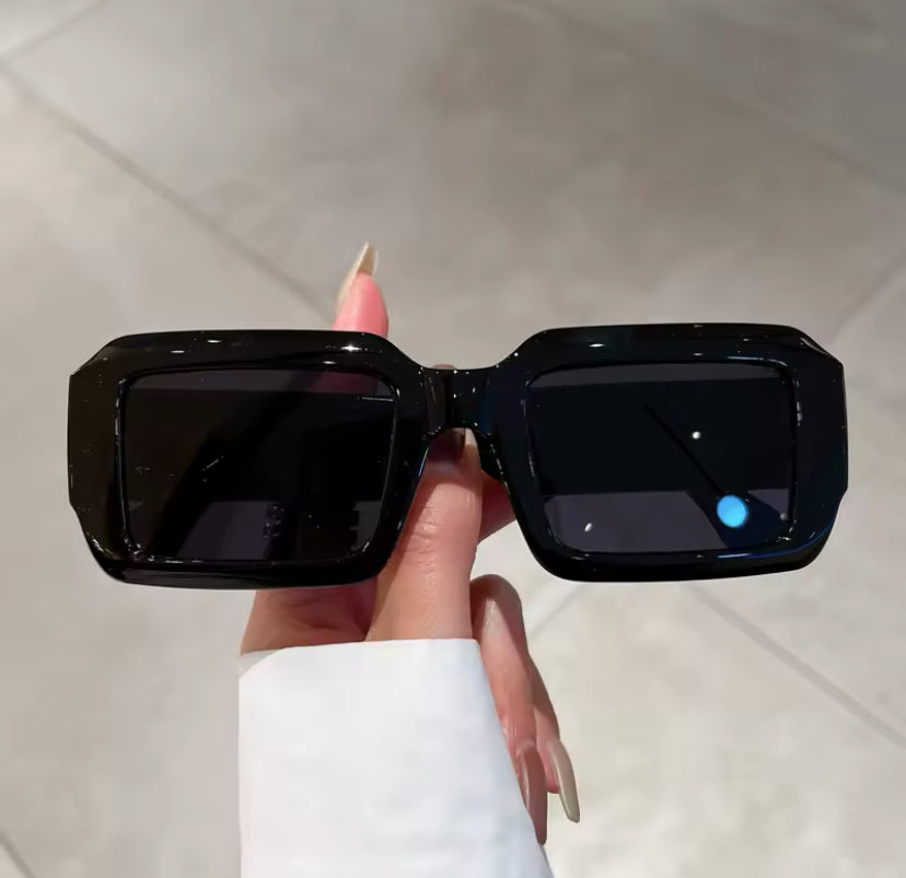 Square Frame Tinted Sunglasses