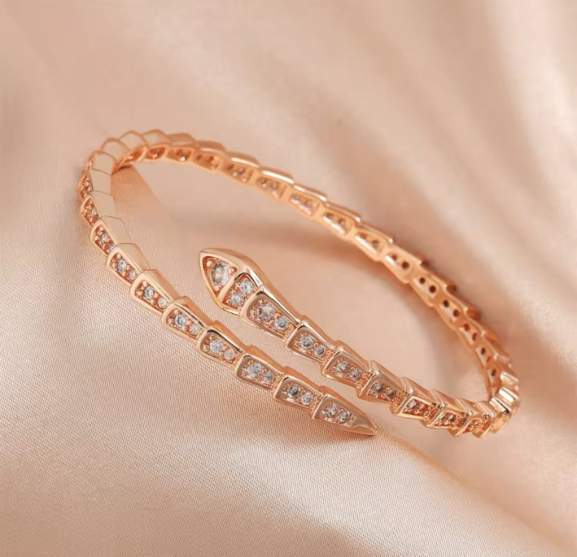 Sparkly Diamanté Snake Style Bracelet and Ring Set