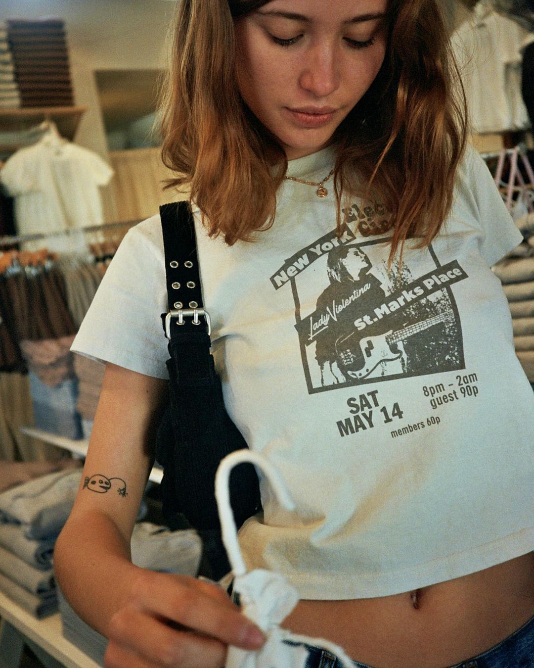 90s Guitar Print Crop Top