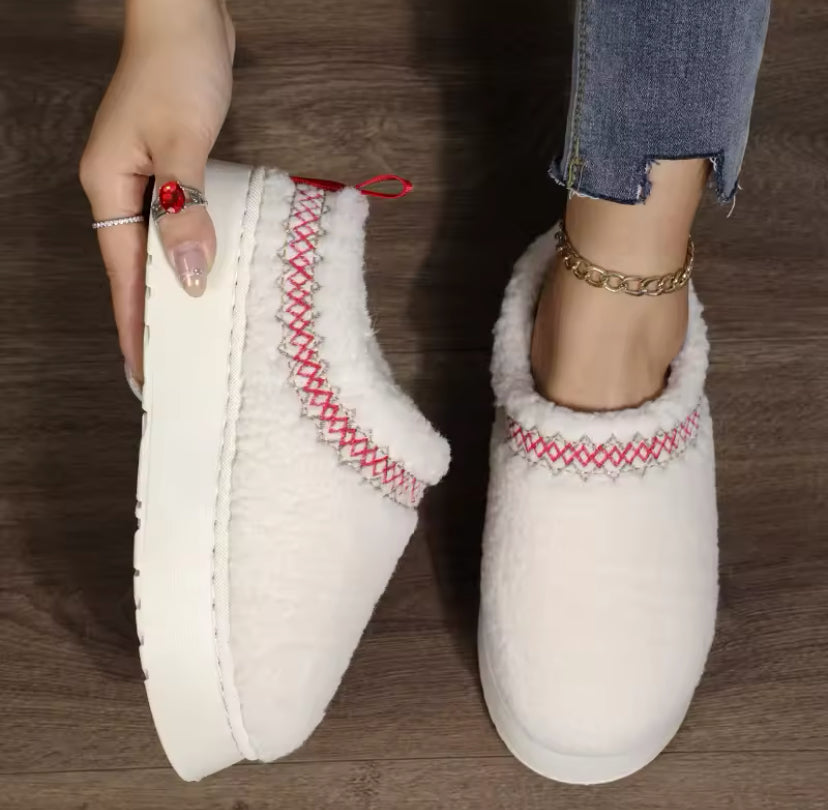 Faux Wool Style Slip On Winter Boots