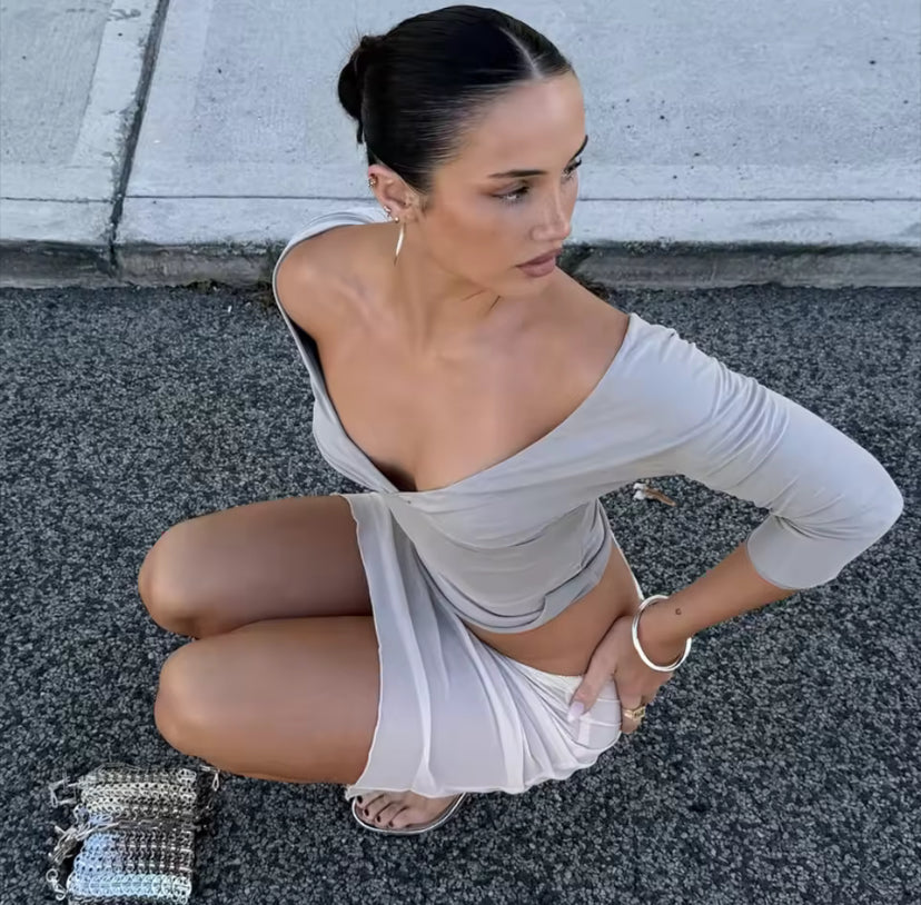 V-Neck 3/4 Sleeve Top