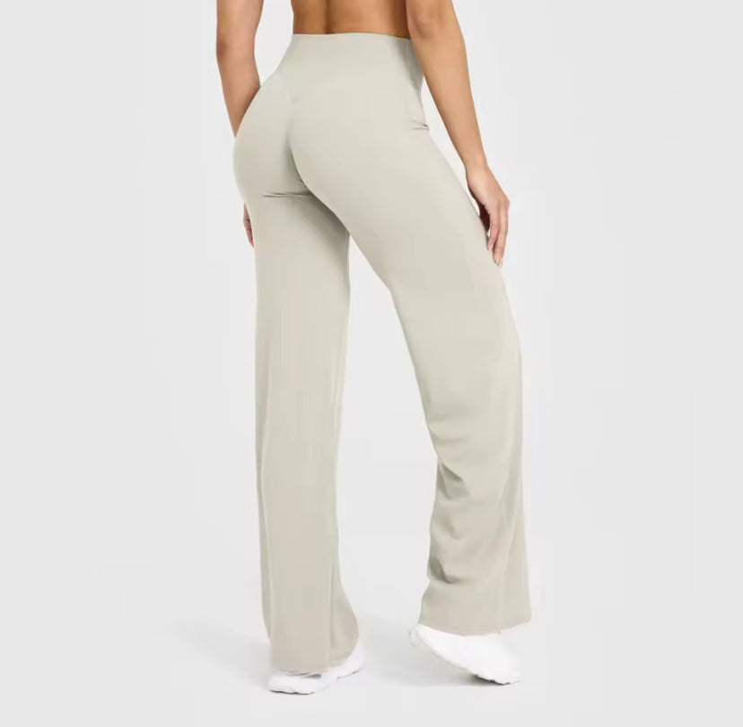 Straight Leg Loose Fit Leggings