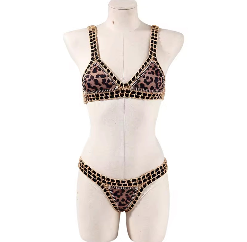 Reversible Crochet Seam Triangle Bikini