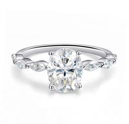 Oval Cut Moissanite Ring