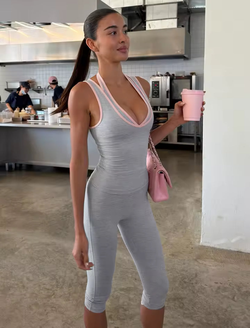 Double-Look Capri Gym Set