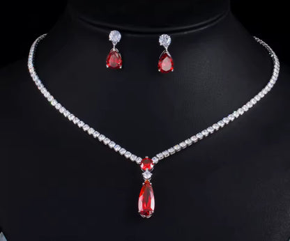 Sparkly Crystal Water Drop Necklace & Earrings Set