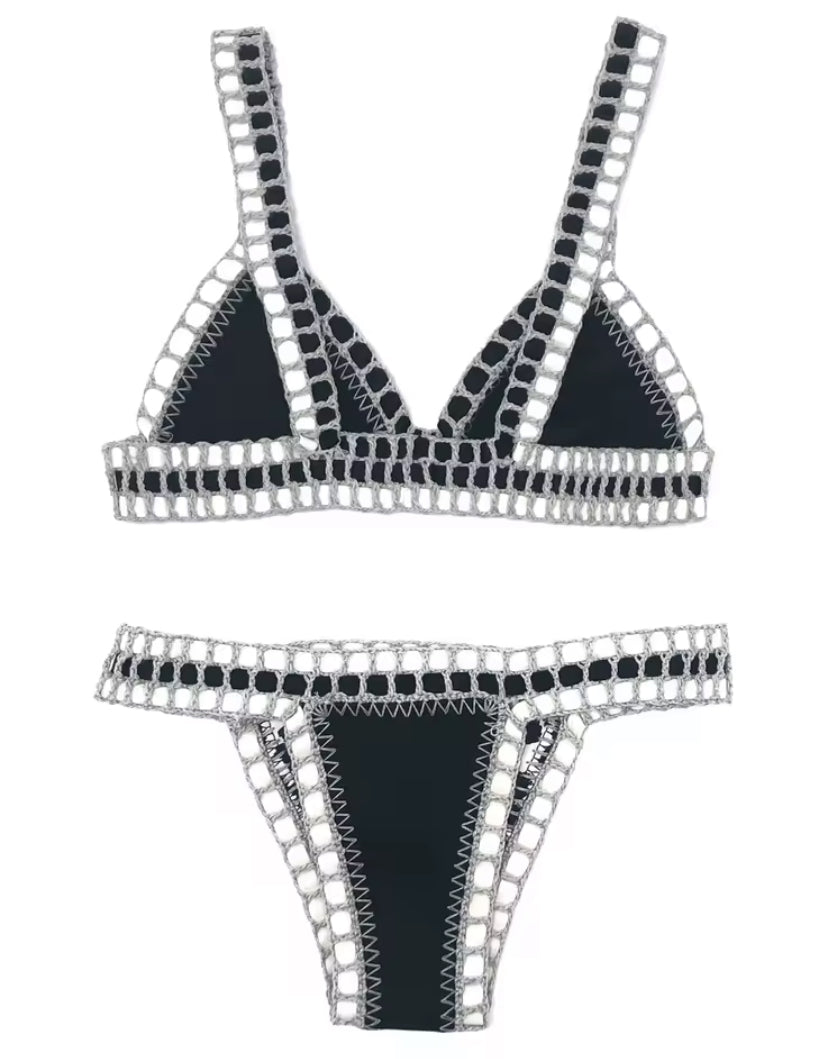 Reversible Crochet Seam Triangle Bikini