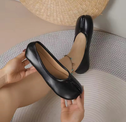 Tabi Split Toe Ballet Flats