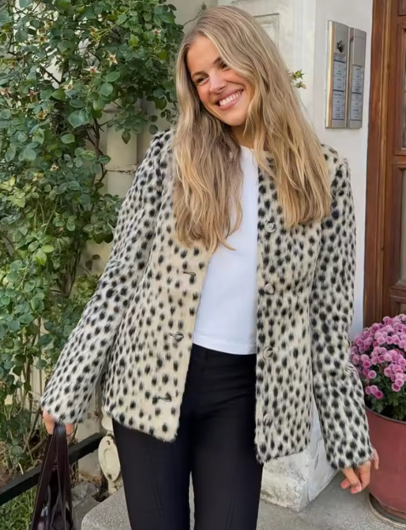 Leopard Print Collared Fur Jacket