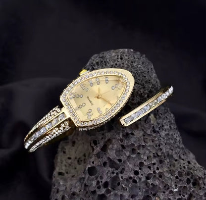 Rhinestone Snake Style Bangle Watch
