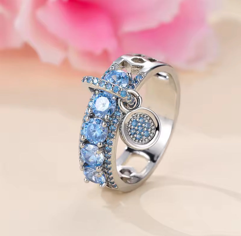 Diamanté Dangle Ring