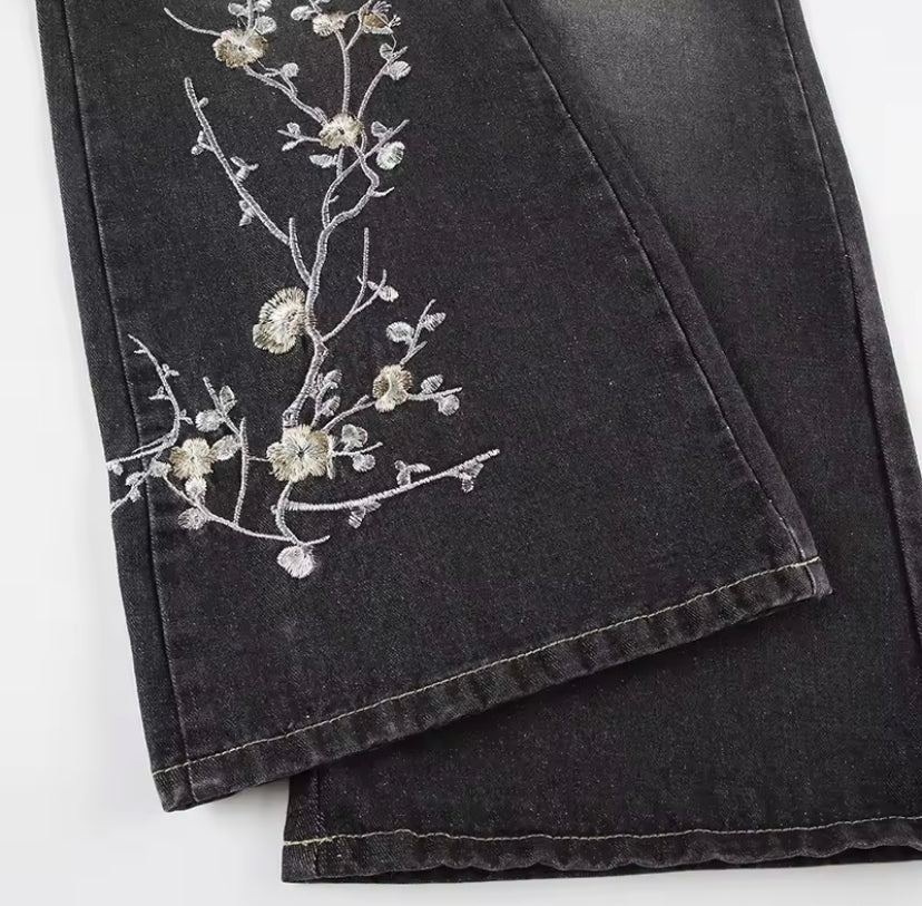 Floral Embroidered Flared Jean