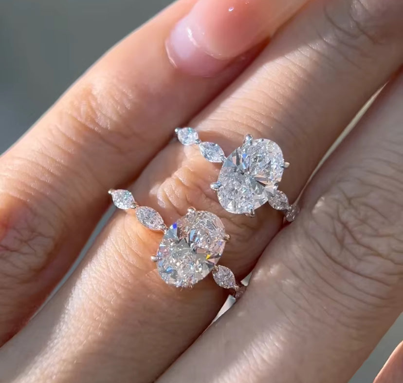 Oval Cut Moissanite Ring