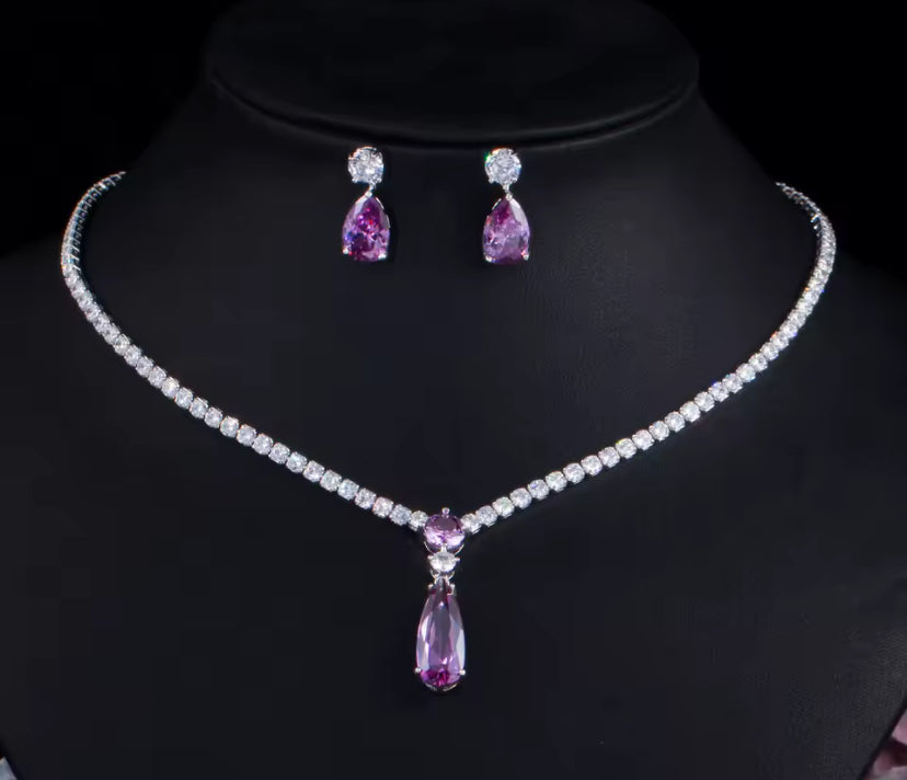 Sparkly Crystal Water Drop Necklace & Earrings Set