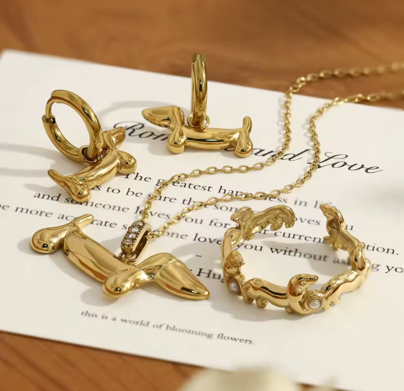 Gold Dachshund Jewellery Set