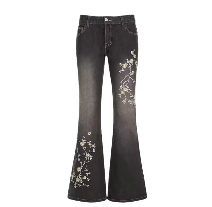 Floral Embroidered Flared Jean
