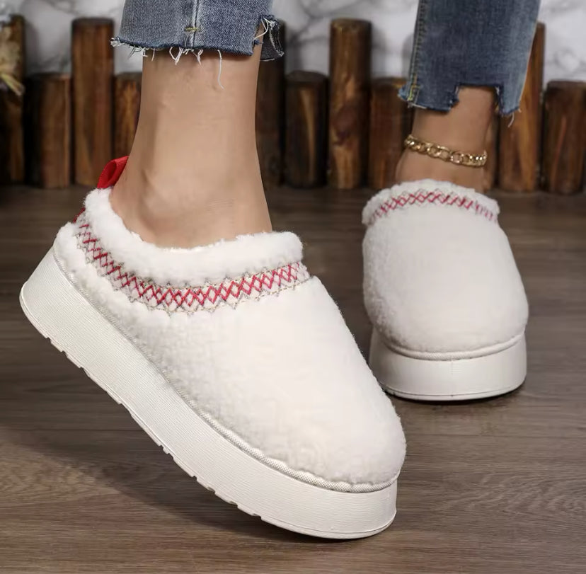 Faux Wool Style Slip On Winter Boots